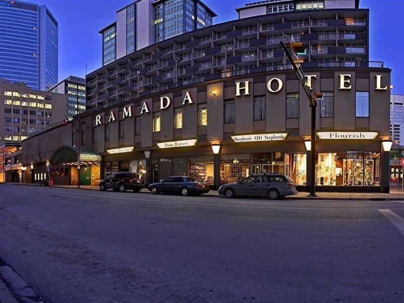 Hotel Ramada Plaza By Wyndham Calgary Downtown Exterior foto